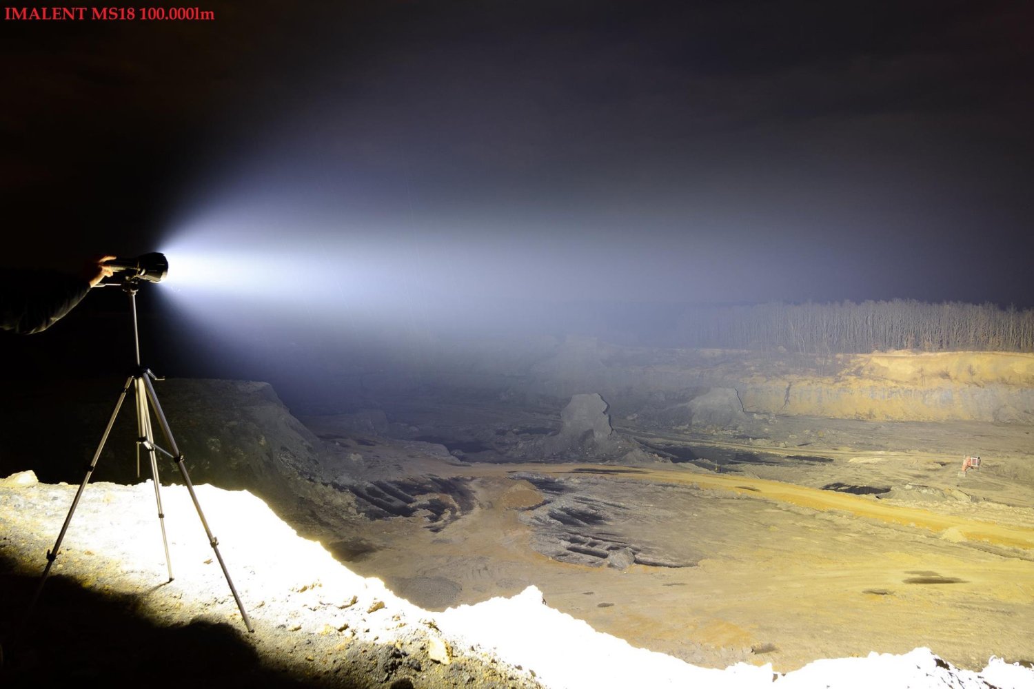 Preview: Imalent MS18 Occasionmodell neuwertig - 100000 Lumen - LED Suchscheinwerfer Preview: Imalent MS18 Occasionmodell neuwertig - 100000 Lumen - LED Suchscheinwerfer